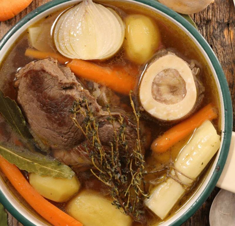 pot au feu, cuisine bistronomique faite maison au restaurant Le Bouchon Normand au Havre