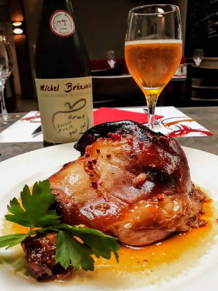Jarret de porc braisé au cidre et miel, spécialité d'hiver du Bouchon Normand